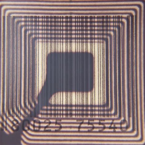 Hitachi Develops World’s Smallest RFID Chip 